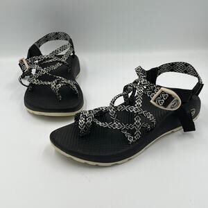 Chaco ZX/2 Cloud Hiking Outdoors Black Cream Sandals Women’s Size 8